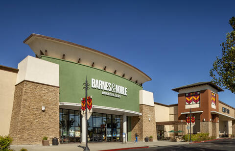 Creekside Town Center thumbnail links to property page