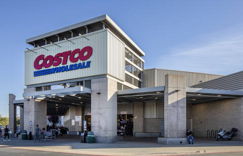 Pacific Commons thumbnail links to property page