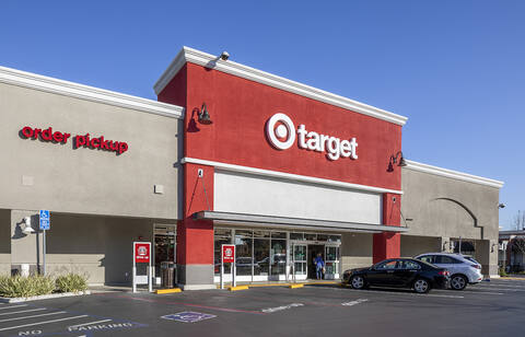 Peninsula Center thumbnail links to property page