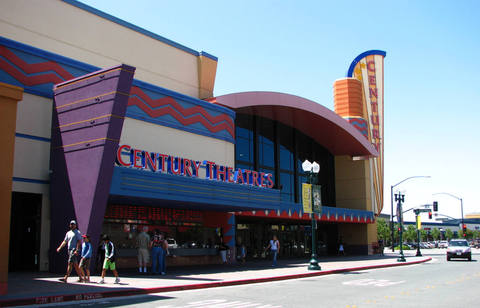 Downtown Pleasant Hill thumbnail links to property page