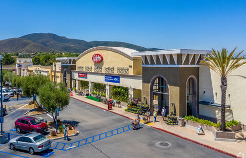 Campus Marketplace thumbnail links to property page